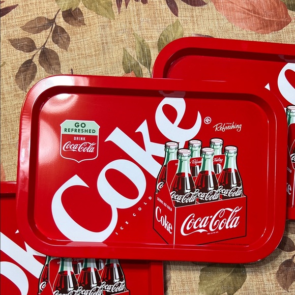Coca-Cola Red and White Tray with Bottle Design - Picture 1 of 4